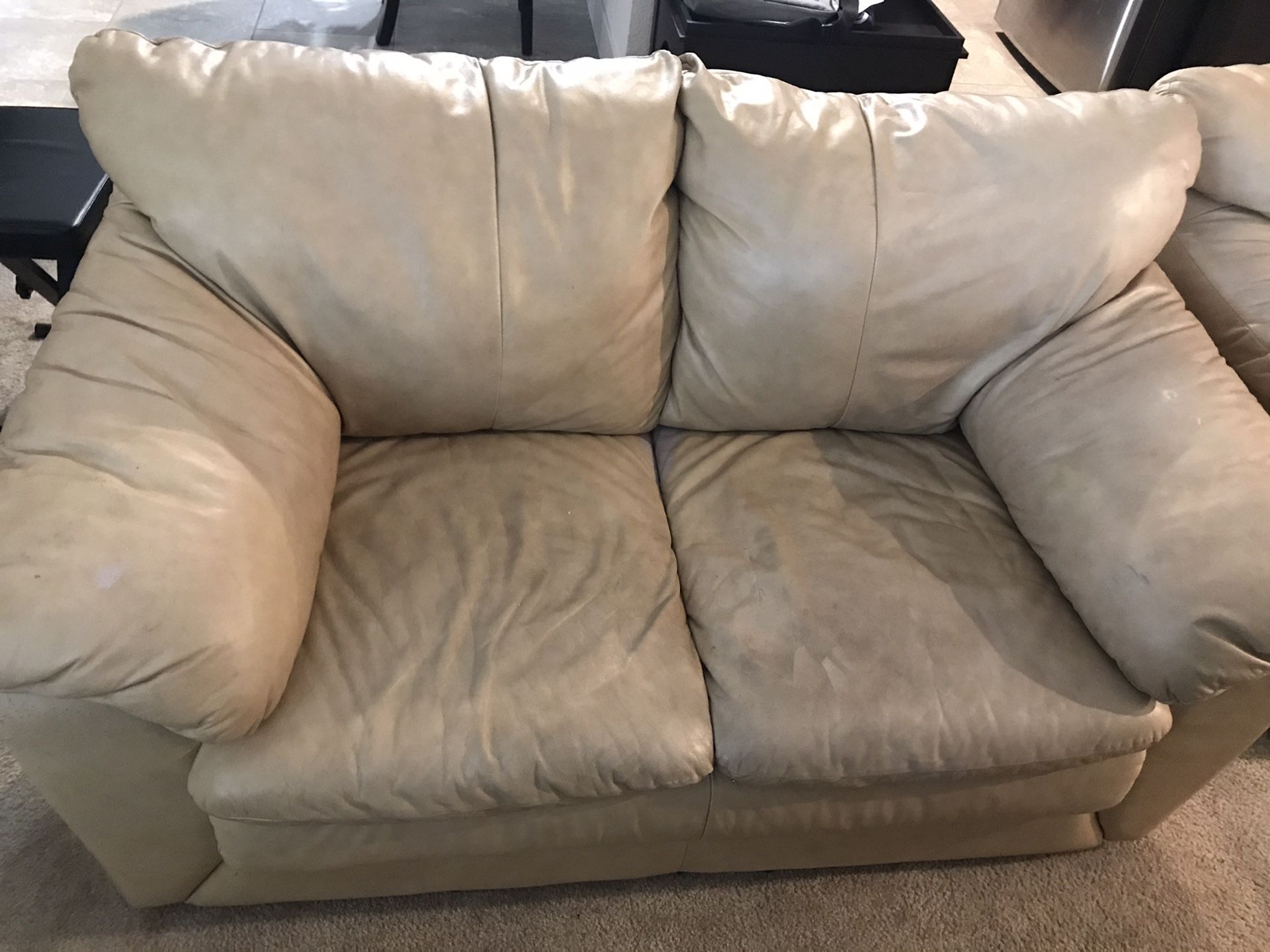 Leather furniture for free