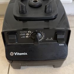 The Vitamix Professional Blender 6300 Base Only Preowned, Work Great, No Issue The Vitamix 6300 offers convenience with three presets (smoothies, hot 