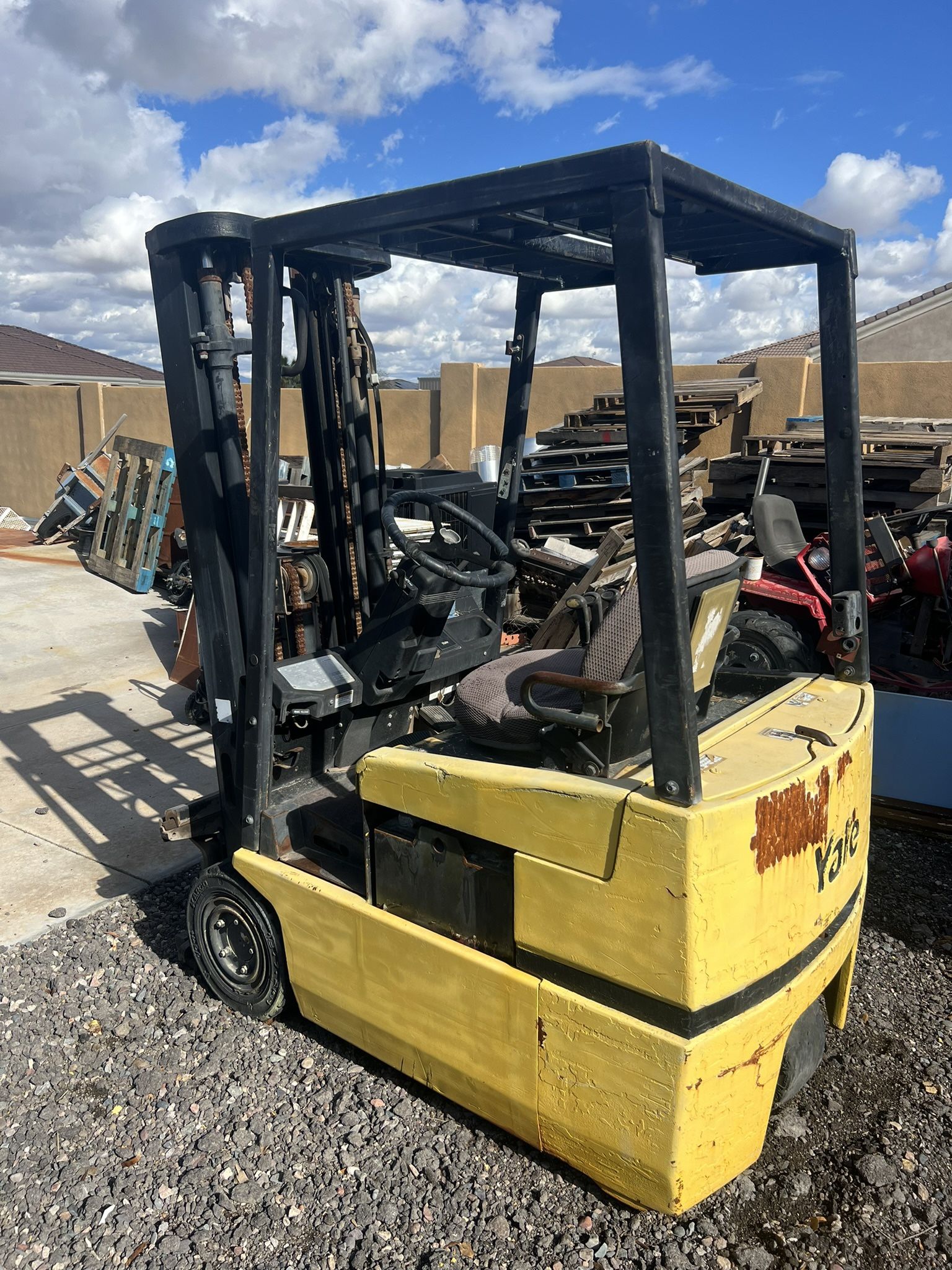 Electric Forklift