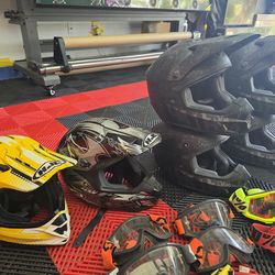 Cascos y botas,  helmets, alpinestars