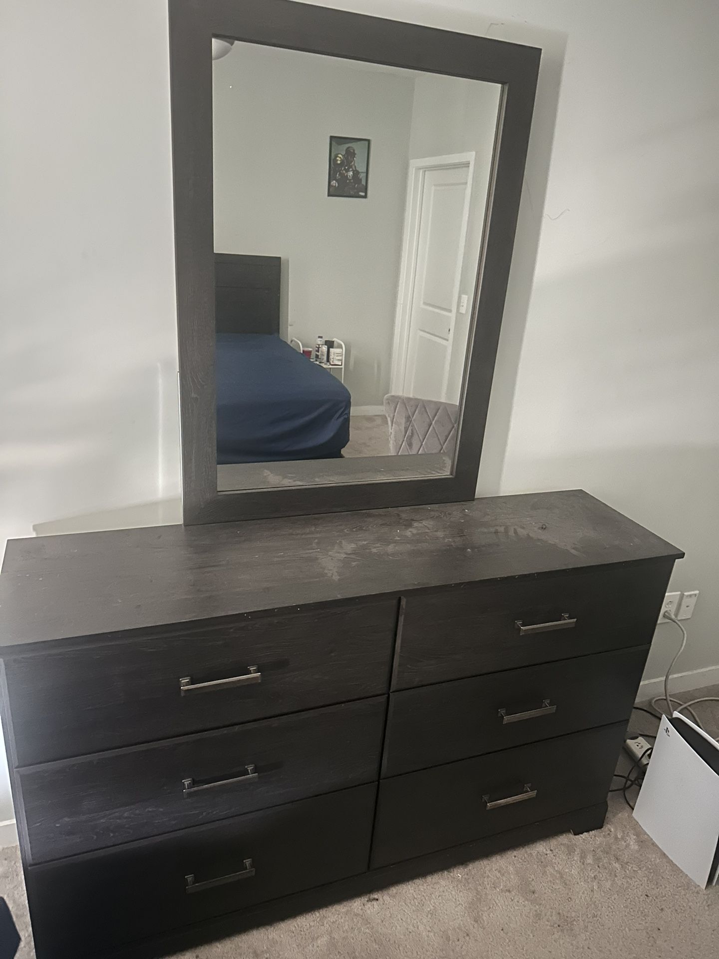 Full dresser with mirror