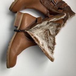 Kenneth Cole Reaction Boots 9.5 With Fur