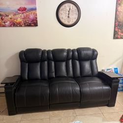 3 Seater Black Leather Couch w recline/cup holder/table