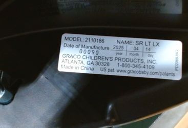 Graco Car seat NEW in box never used,exp 2032
