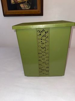 1950’s bedroom Hamper…$10.00