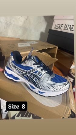 ASICS 8