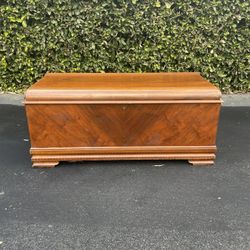 Art deco online cedar chest