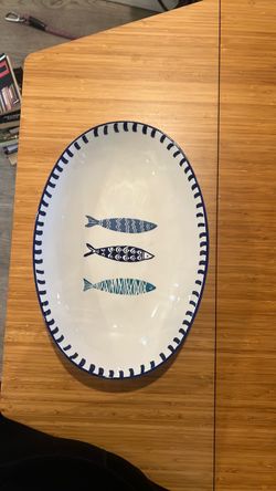 Blue fish platter