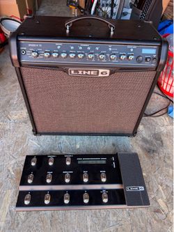 Line 6 Spider IV amp with pedal board