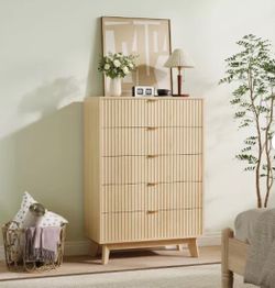 5 drawer wood dresser