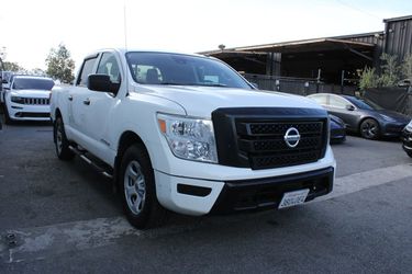 2020 Nissan Titan