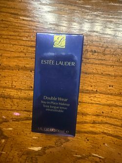 Estée Lauder face milk