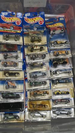 100 + New Hot Wheels Toy Cars