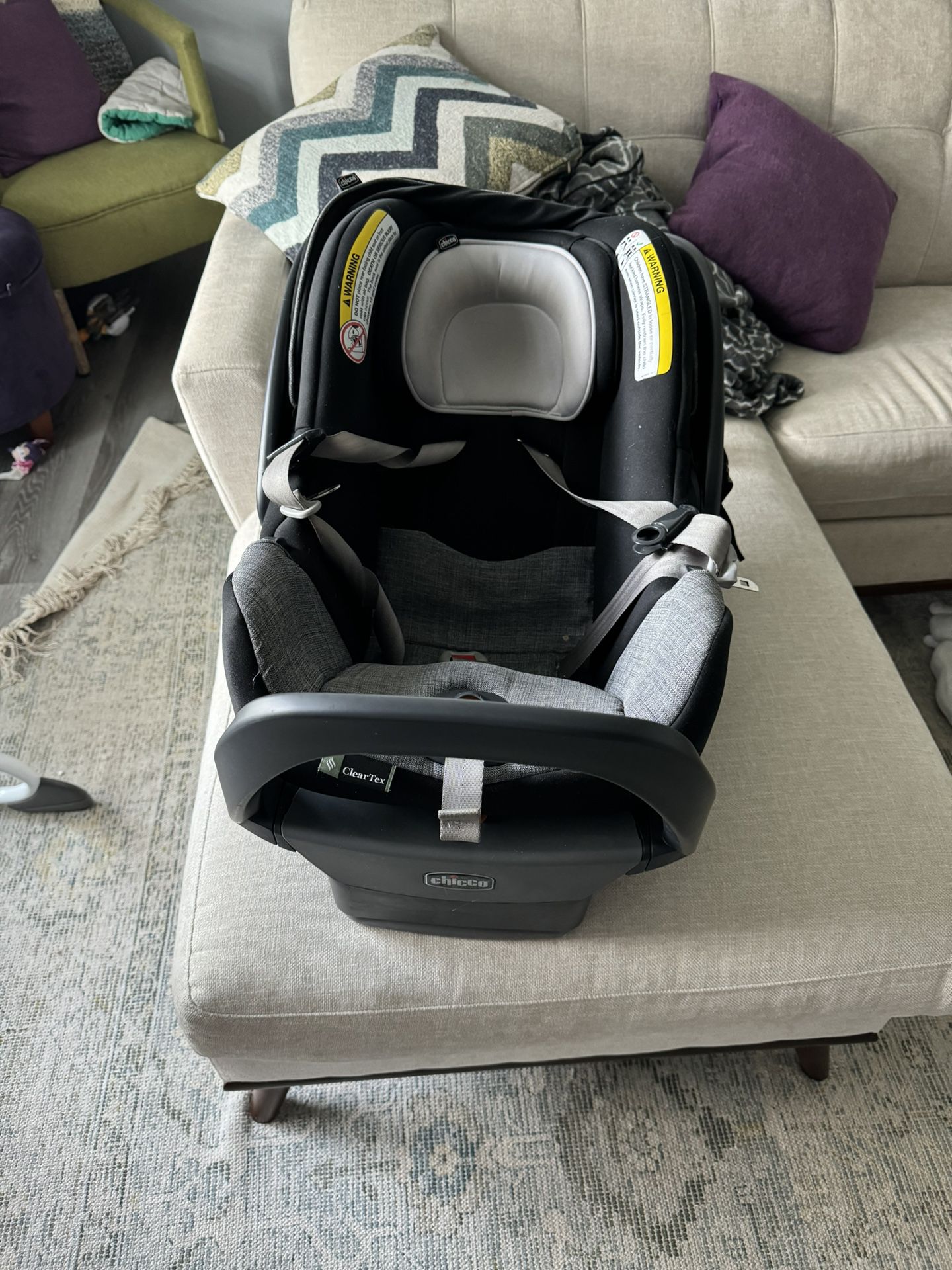 Chico Keyfit 35 With Car Seat base And Chico Corso Stroller Adapter.