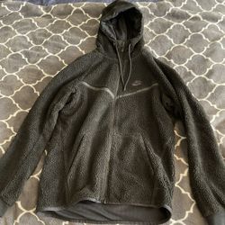 Nike Tech-Fleece Fluffy 