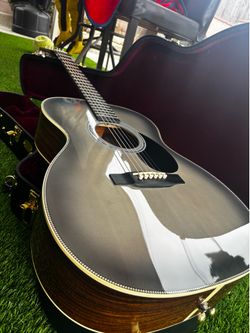 Martin OMJM 20th anniversary John Mayer tag: Martin Guitar Collings Santa Cruz Taylor Bourgeois
