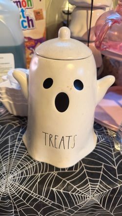 Ghost Treats canister