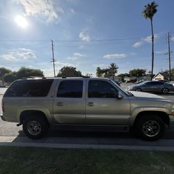 2003 Chevrolet Suburban