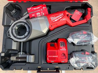 Milwaukee Pipe Threader Kit 2874-22HD