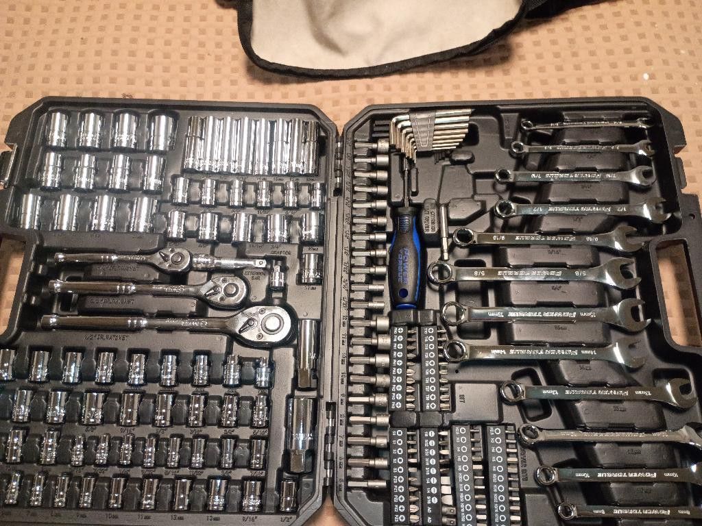 Full Ratchet Set Brand New 200 Piece's for Sale in Fort Worth, TX - OfferUp