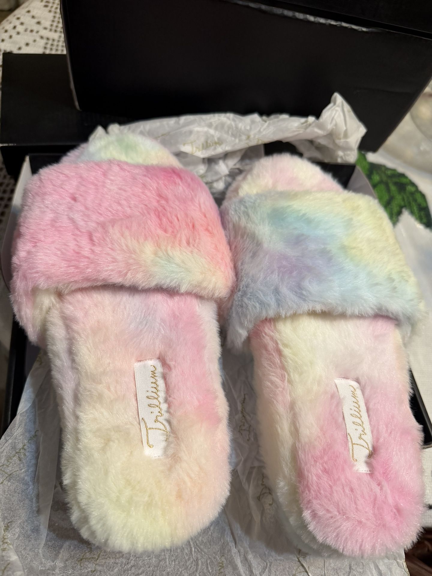Women Tie-Dye Slippers Size 7 & 8
