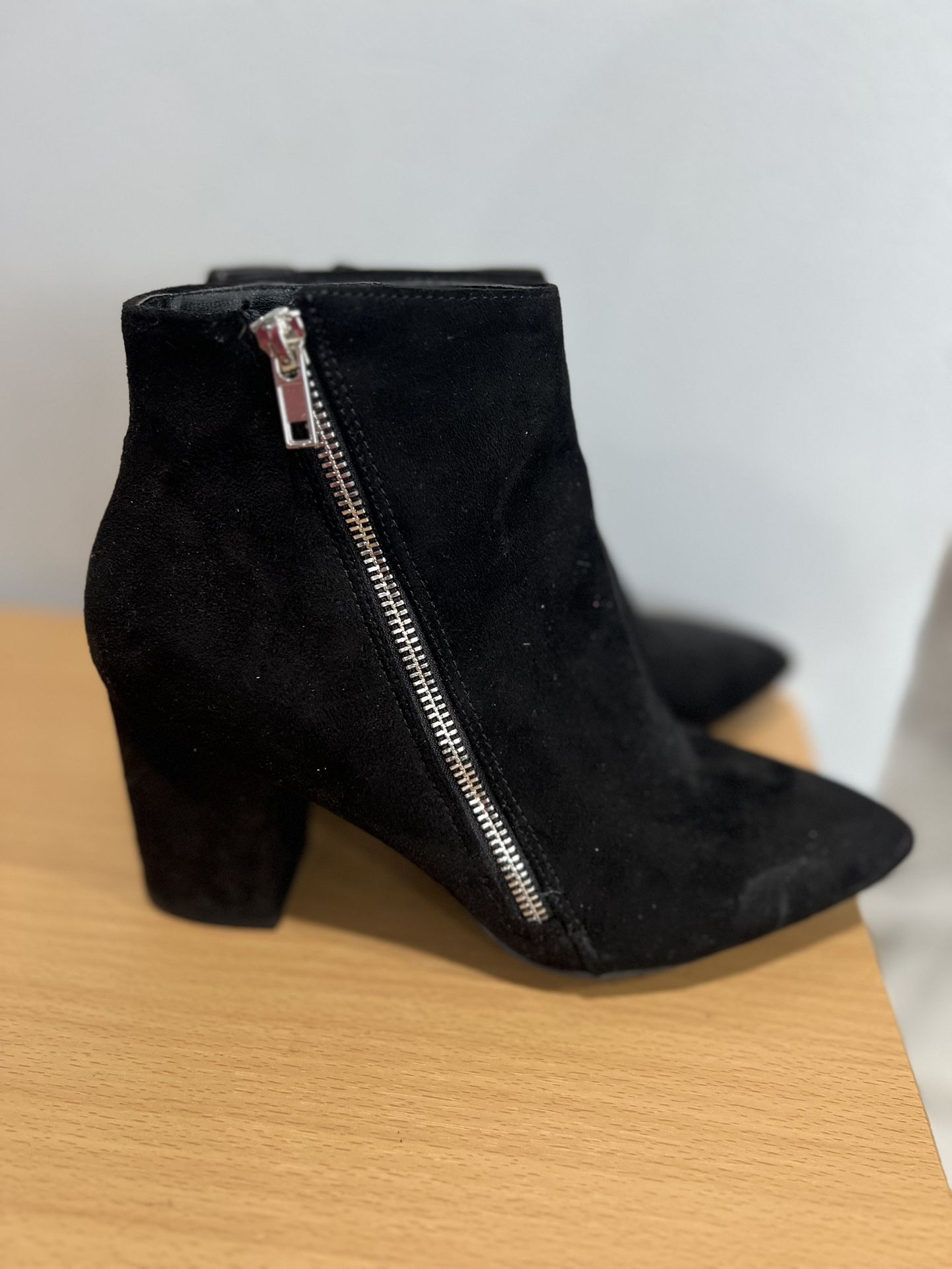 Black Boots