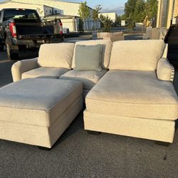 Sectional Couch 