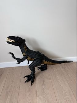 Jurassic world super colossal indoraptor