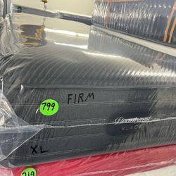 TWIN XL SIMMONS BEAUTYREST BLACK (FIRM) MATTRESS & BOX SPRING BED SET