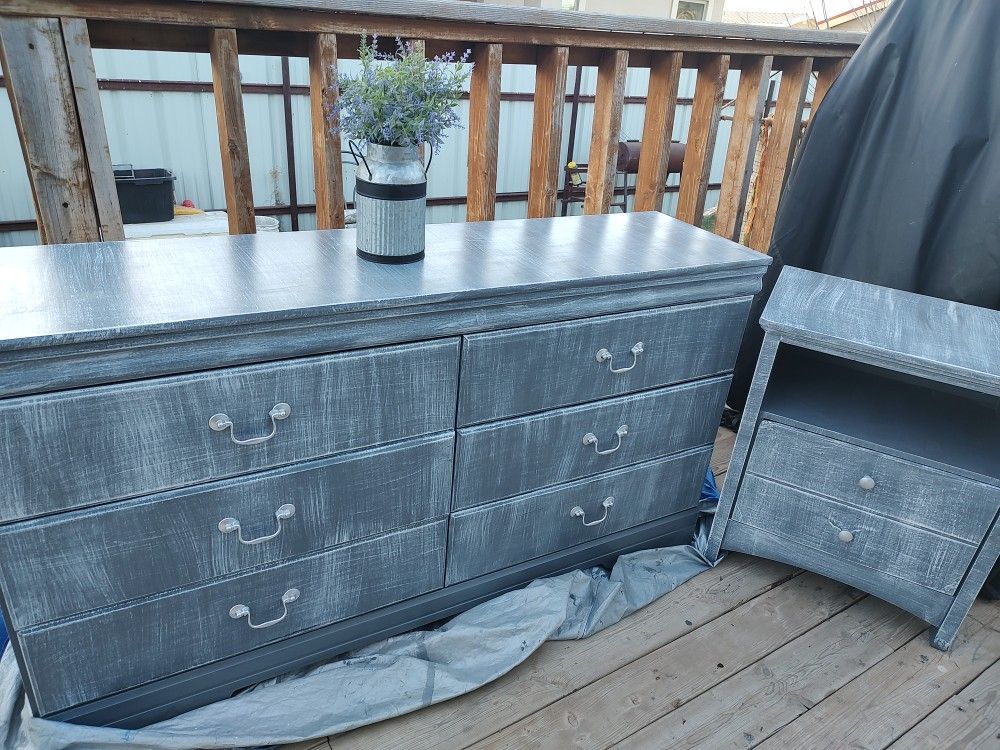 Dresser And Nightstand $130