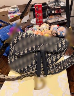 Women’s handbag