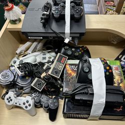 X Box 360 / PS3 /controllers 