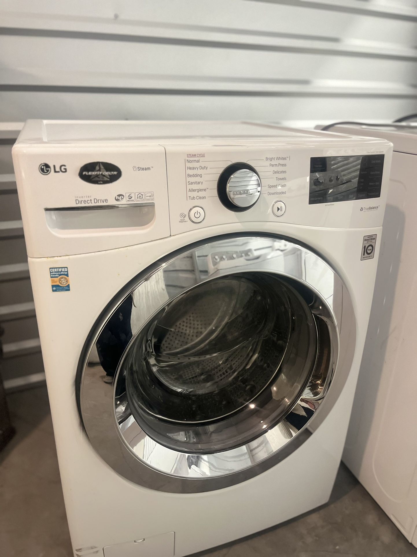 LG Gas Washer & Dryer Set