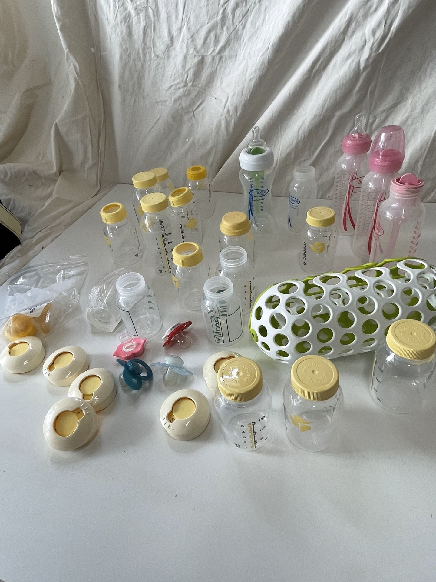 Bottles And Dishwasher Container