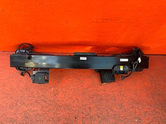 2023 - 2025 KIA SPORTAGE FRONT REINFORCEMENT BAR DISTANCE SENSOR VESS SPEAKER OE