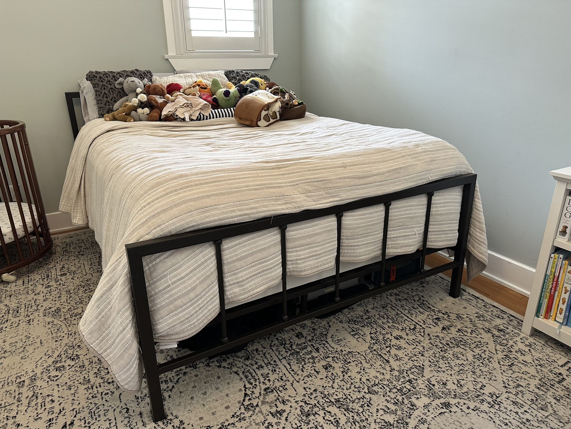 Queen Bed Frame (Frame Only)