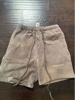 Essential Shorts Size XL