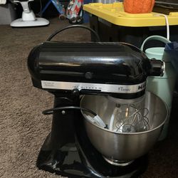 Kitchen Aid Mixer 