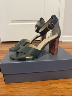 NIB Ann Taylor Liya Olive Green Leather Ankle-Strap Block Heel sandals size 8