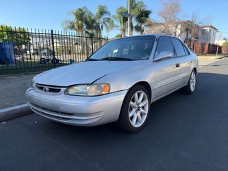 2000 Toyota Corolla