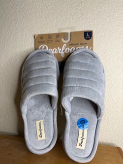 2 pairs of grey memory foam slippers