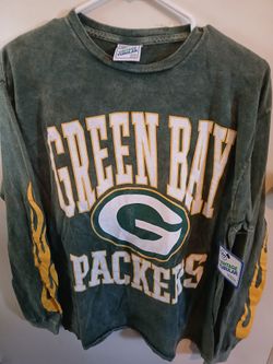 New..vintaged used look..Packers shirt..adult S/M
