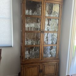 2 PCS.  CHINA GABINETE 
