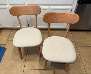 Modern dining chairs set