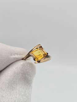 10 k/BirthstoneRing /LYG