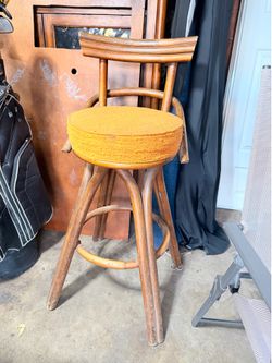 Set of 2 vintage bent wood bar stools