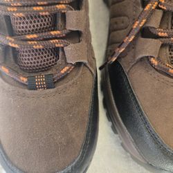 Hiking shoe women's  9