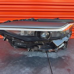 2023-2025 TOYOTA BZ4X XLE FWD OEM Front left Driver Side Head Light Lamp BI LED OEM 
