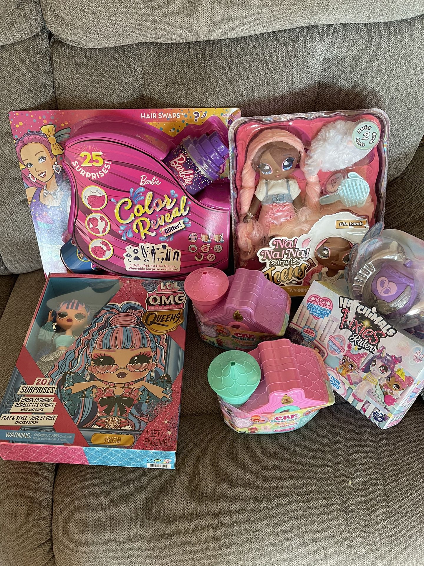 Barbie, cry babies, nanana surprise hatchimals, lol doll