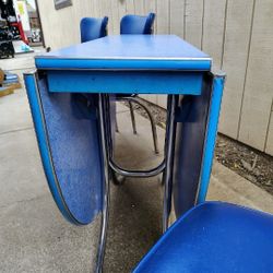 Antique Diner kitchen table With Chairs And Drop Leaf